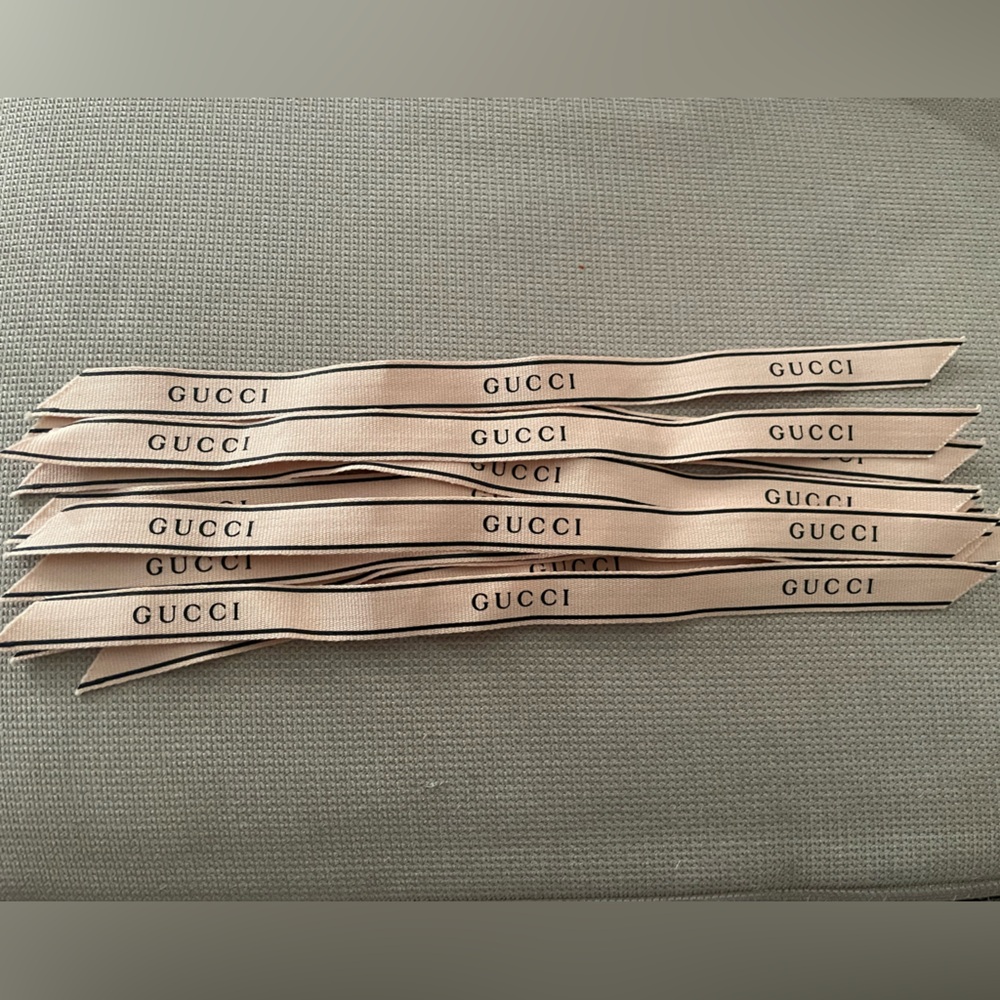 Gucci ribbon set of 12